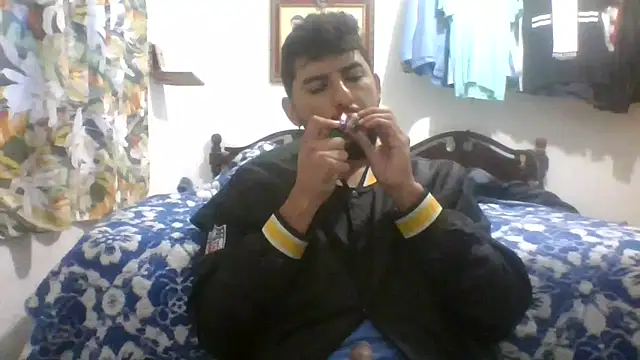 Snapshot of dickman10 chatting on October 24, 12:45 pm dickman10 online show from October 24, 12:45 pm