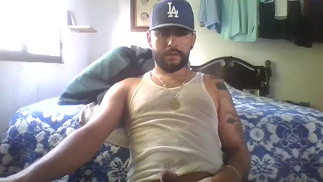 Snapshot of dickman10 chatting on October 25, 10:15 pm dickman10 online show from October 25, 10:15 pm