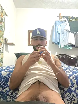 Snapshot of dickman10 chatting on October 28, 4:05 am dickman10 online show from October 28, 4:05 am