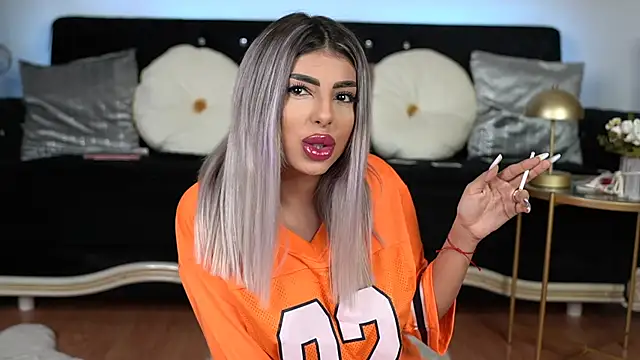 emma goodess  online show from March 7, 7:38 pm