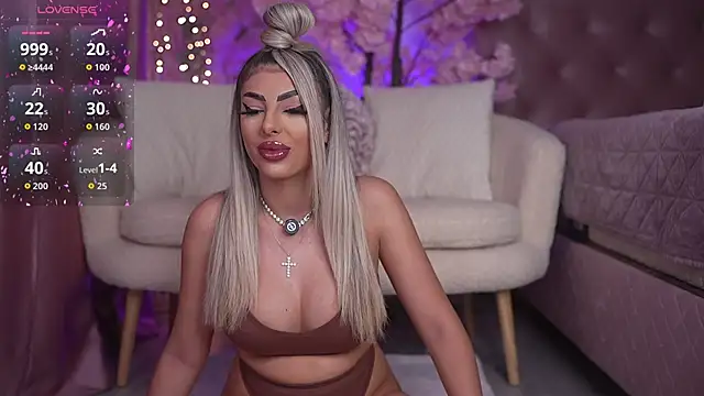 emma goodess  online show from May 28, 9:34 pm