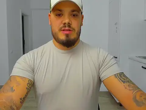 Snapshot of ZackMasterss chatting on November 4, 7:13 pm ZackMasterss online show from November 4, 7:13 pm