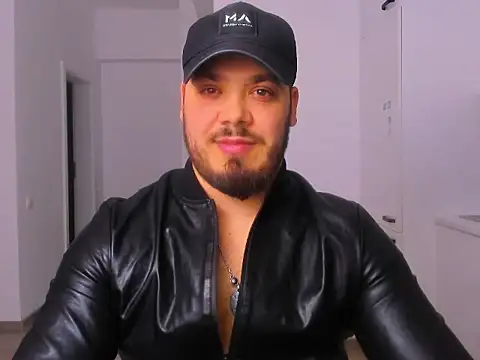 Snapshot of ZackMasterss chatting on February 24, 9:24 pm ZackMasterss online show from February 24, 9:24 pm