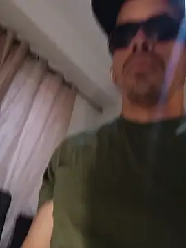 aleds17668 online show from January 11, 8:25 pm