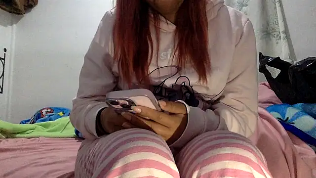 Snapshot of sharonlopez9611 chatting on October 11, 2:44 am sharonlopez9611 online show from October 11, 2:44 am