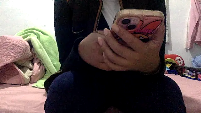 sharonlopez9611 online show from February 5, 3:00 am