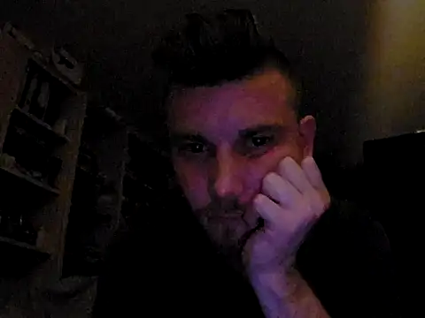 Foxtrott 242 online show from September 11, 10:10 pm