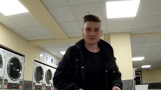 Foxtrott 242 online show from February 26, 9:47 pm