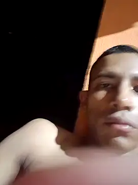 Mineirinho043 online show from February 17, 5:36 am