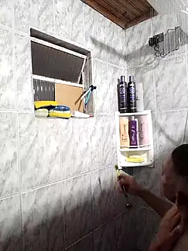 Mineirinho043 online show from February 18, 12:15 am