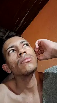 Mineirinho043 online show from February 24, 10:58 pm