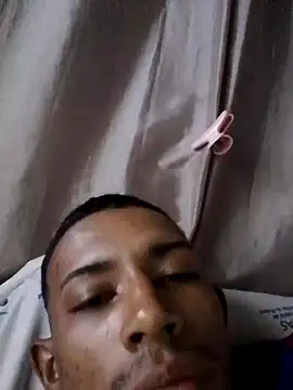 Mineirinho043 online show from February 25, 5:08 am