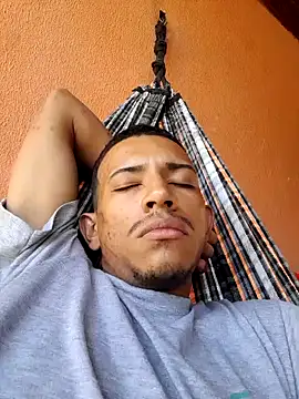 Mineirinho043 online show from February 28, 4:10 pm