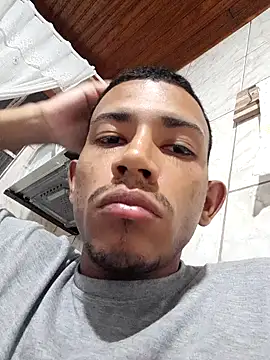 Mineirinho043 online show from March 1, 3:21 am