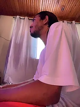 Mineirinho043 online show from April 14, 2:34 pm