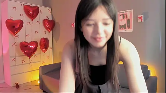 Snapshot of RikoAsada chatting on February 16, 7:37 am RikoAsada online show from February 16, 7:37 am