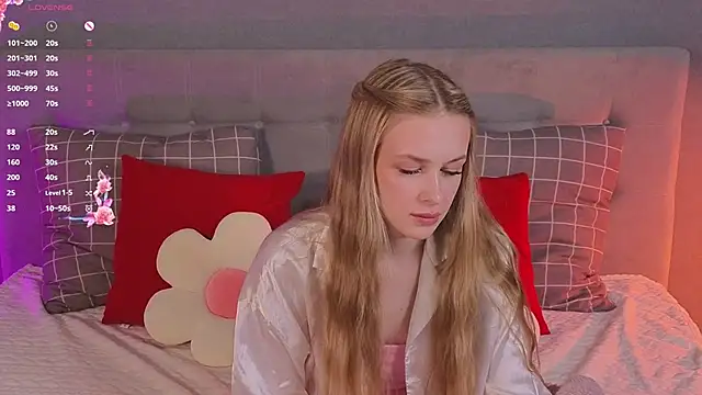 soft babe online show from February 9, 9:30 pm