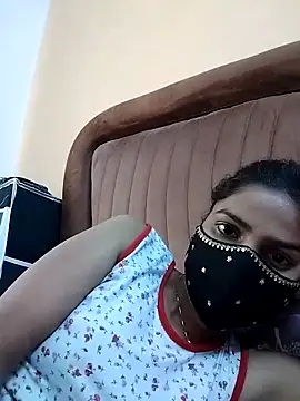fuungirl38 online show from May 12, 8:22 am