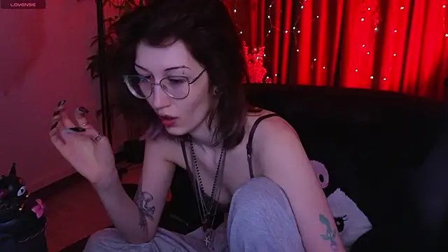 lissaros online show from February 11, 6:51 am