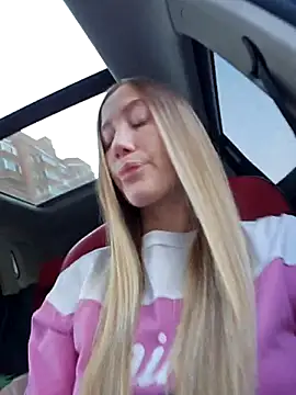 Snapshot of Pussy_Drive03 chatting on February 21, 6:07 am Pussy Drive03 online show from February 21, 6:07 am