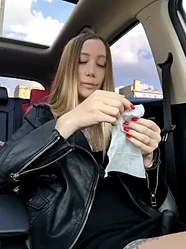 Snapshot of Pussy_Drive03 chatting on September 11, 6:24 am Pussy Drive03 online show from September 11, 6:24 am