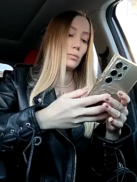 Snapshot of Pussy_Drive03 chatting on September 26, 1:42 am Pussy Drive03 online show from September 26, 1:42 am