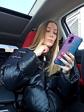 Snapshot of Pussy_Drive03 chatting on October 14, 3:40 am Pussy Drive03 online show from October 14, 3:40 am