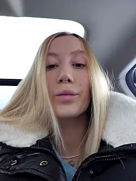 Snapshot of Pussy_Drive03 chatting on November 25, 4:34 am Pussy Drive03 online show from November 25, 4:34 am