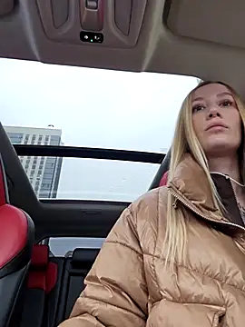 Snapshot of Pussy_Drive03 chatting on November 27, 4:03 am Pussy Drive03 online show from November 27, 4:03 am