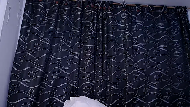 Alektra bryce online show from March 14, 11:00 pm