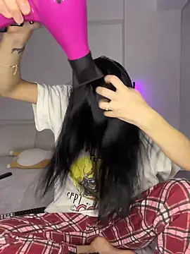 Celine Roxelle online show from February 8, 3:59 pm