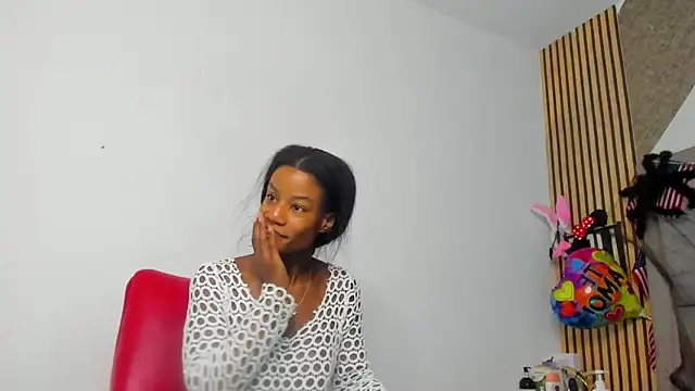 dafnnelewis online show from October 25, 12:02 pm