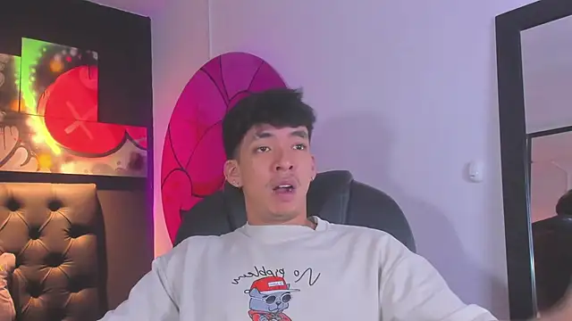 Snapshot of ISAAC_CRYSTON chatting on September 19, 7:36 pm ISAAC CRYSTON online show from September 19, 7:36 pm