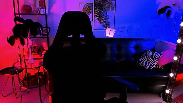 KiraMontoya online show from February 21, 2:38 pm