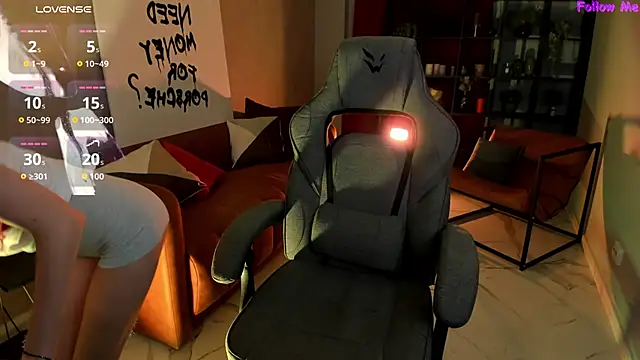 KiraMontoya online show from October 18, 8:31 pm