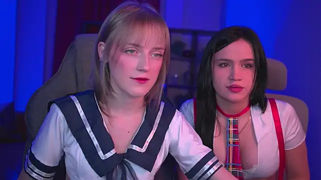 KiraMontoya online show from January 11, 5:40 pm