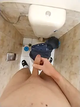 Snapshot of Good_boy000 chatting on February 5, 5:31 pm Good boy000 online show from February 5, 5:31 pm