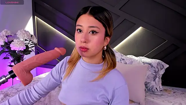 cloe palmer online show from March 22, 5:09 pm