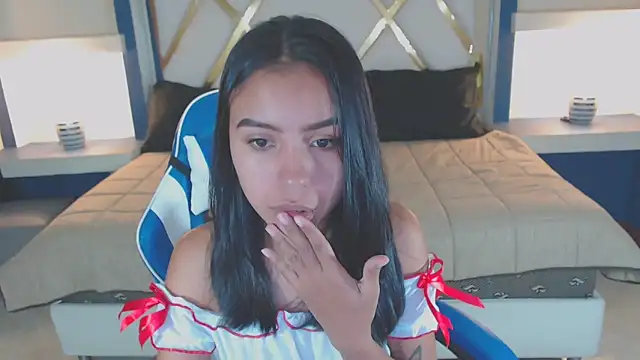 julieta fn online show from October 3, 1:08 pm