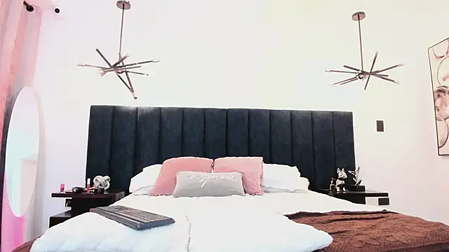 Snapshot of nattashaa7 chatting on March 17, 5:49 pm nattashaa7 online show from March 17, 5:49 pm