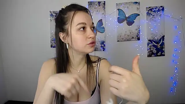 Eva Eldis online show from April 28, 11:15 am