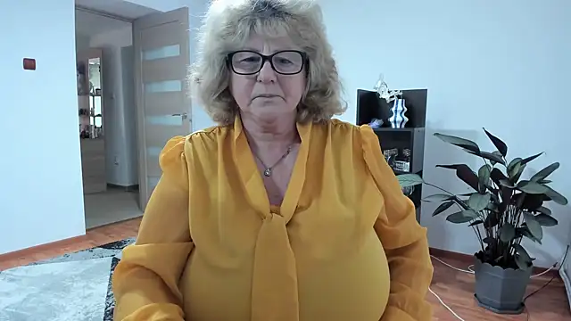 NoraJohnson6 online show from November 25, 6:57 am