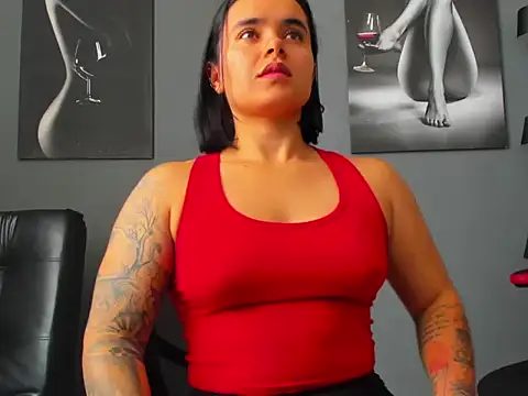 karlyjons12 online show from February 12, 4:35 pm