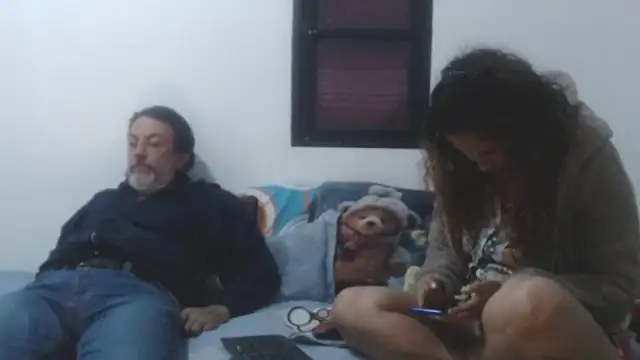 jeans and emma online show from September 20, 2:34 am