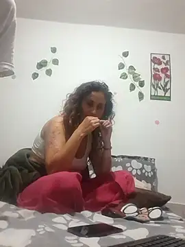 jeans and emma online show from November 11, 2:22 am