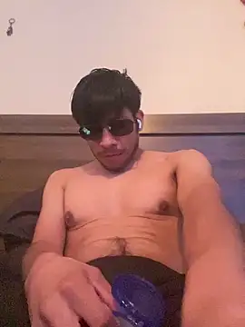 Snapshot of Latinangel7 chatting on October 9, 1:14 am Latinangel7 online show from October 9, 1:14 am