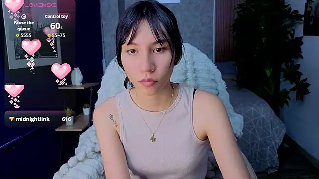 Miaa Lee7 online show from May 12, 9:12 pm