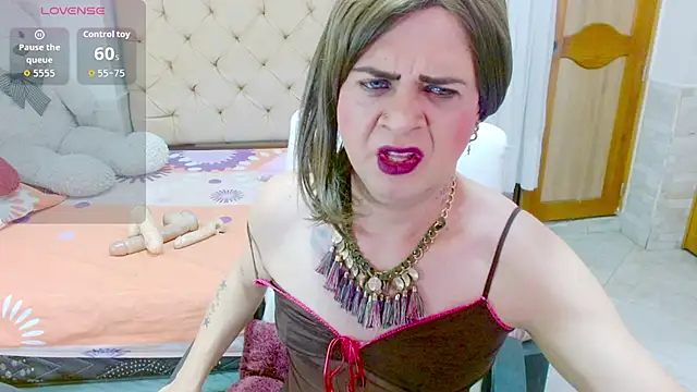 Dolldirtyxxx online show from October 19, 5:30 am