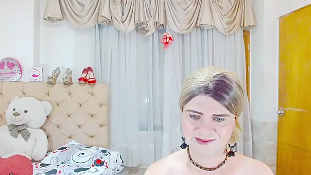 Dolldirtyxxx online show from May 23, 5:12 am