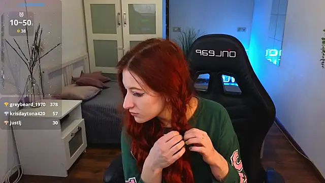 Snapshot of Katy_diamond_ chatting on March 12, 7:57 am Katy diamond online show from March 12, 7:57 am